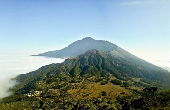 Mount Meru Day Hike